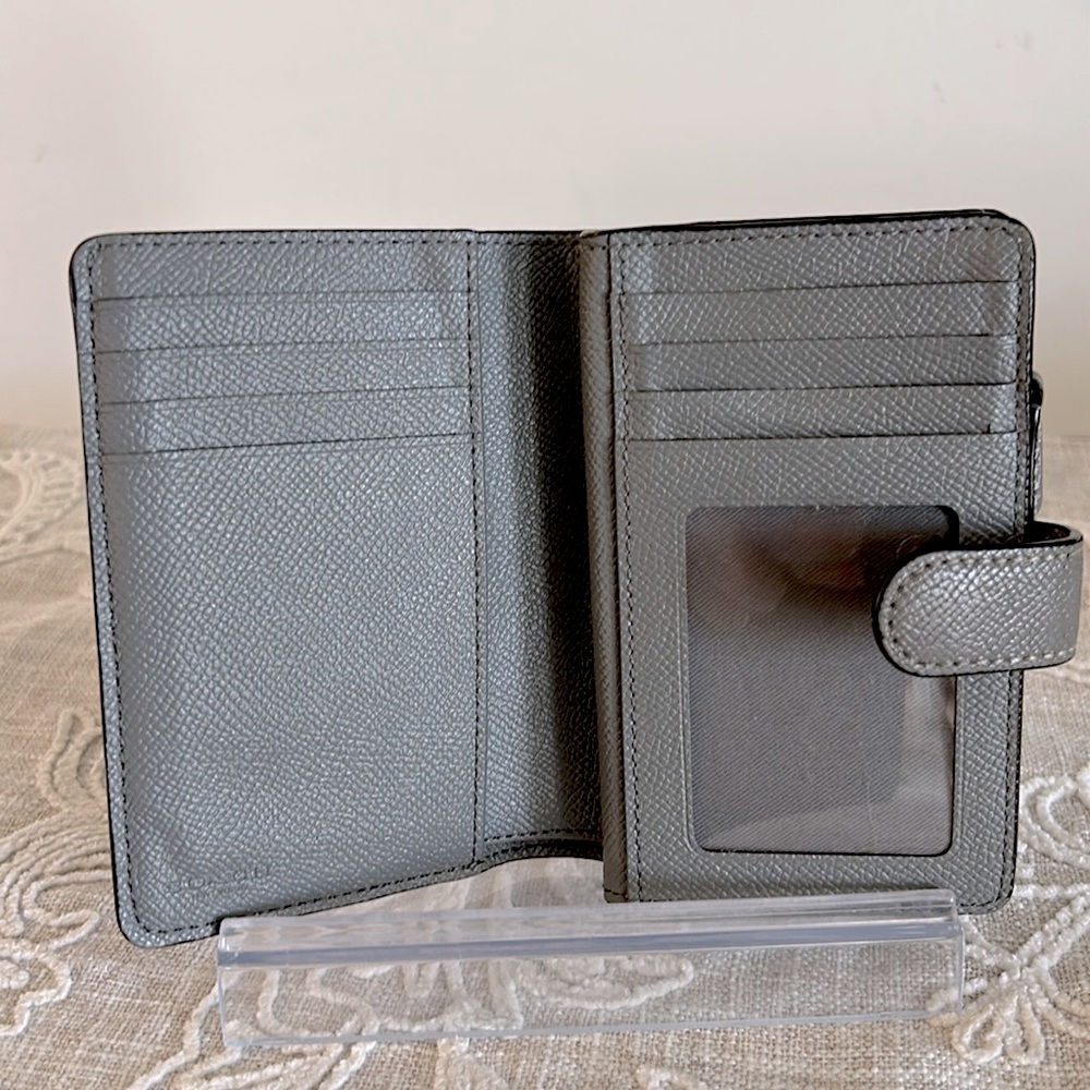 Coach Crossgrain Leather Medium Grey Bifold Wallet - Picture 9 of 15
